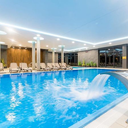 Luksusowy Apartament Polanki Park Z Krytym Basenem 코워브제크 외부 사진