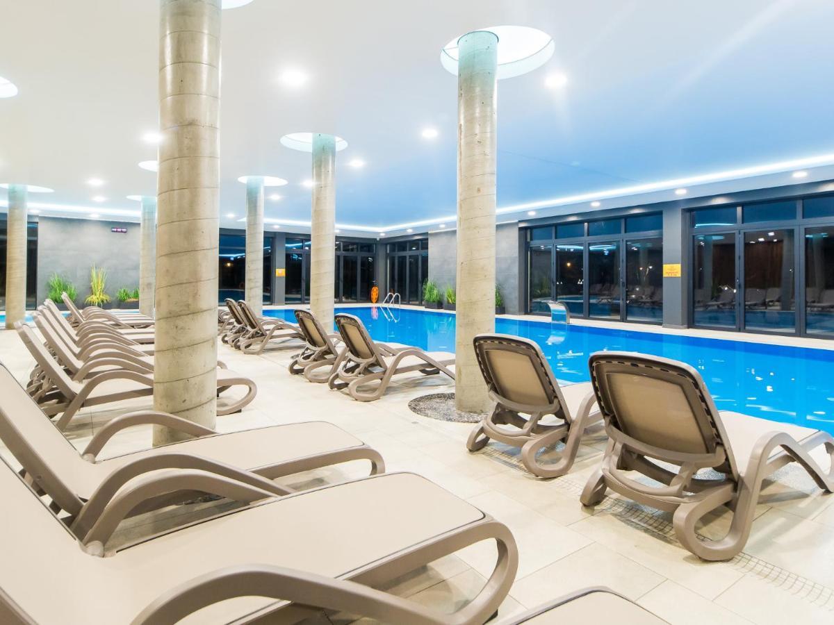 Luksusowy Apartament Polanki Park Z Krytym Basenem 코워브제크 외부 사진