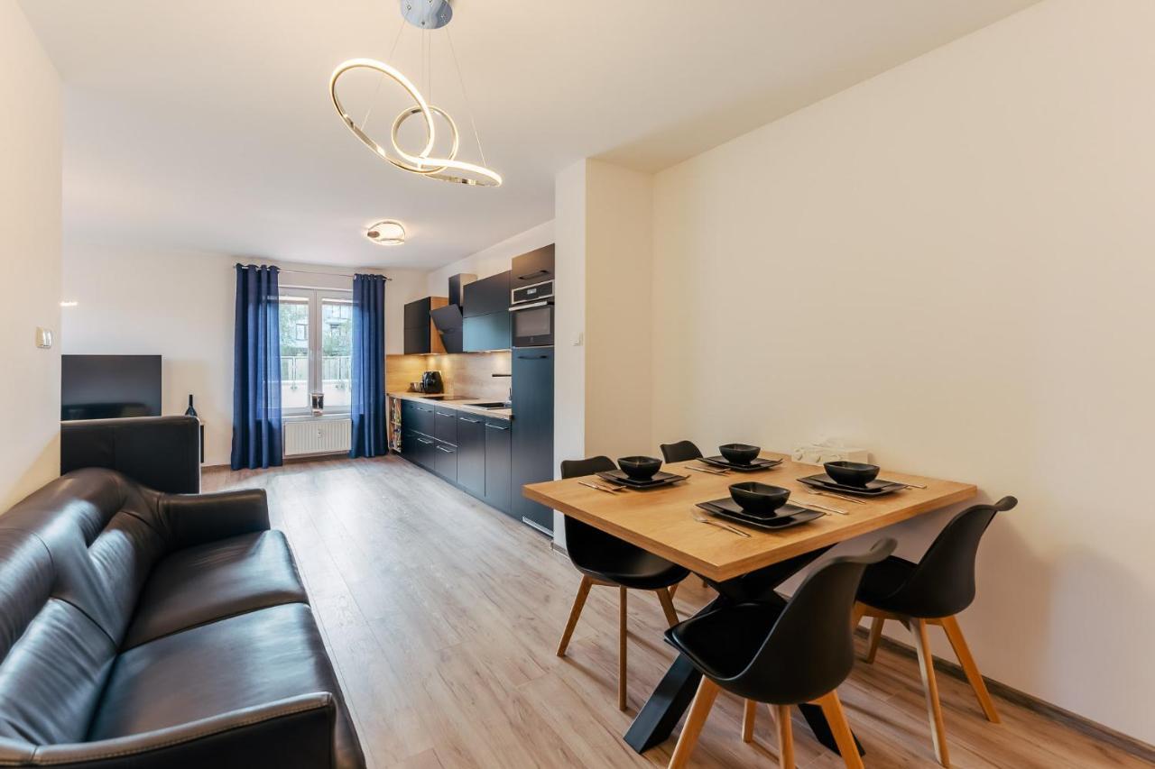 Luksusowy Apartament Polanki Park Z Krytym Basenem 코워브제크 외부 사진