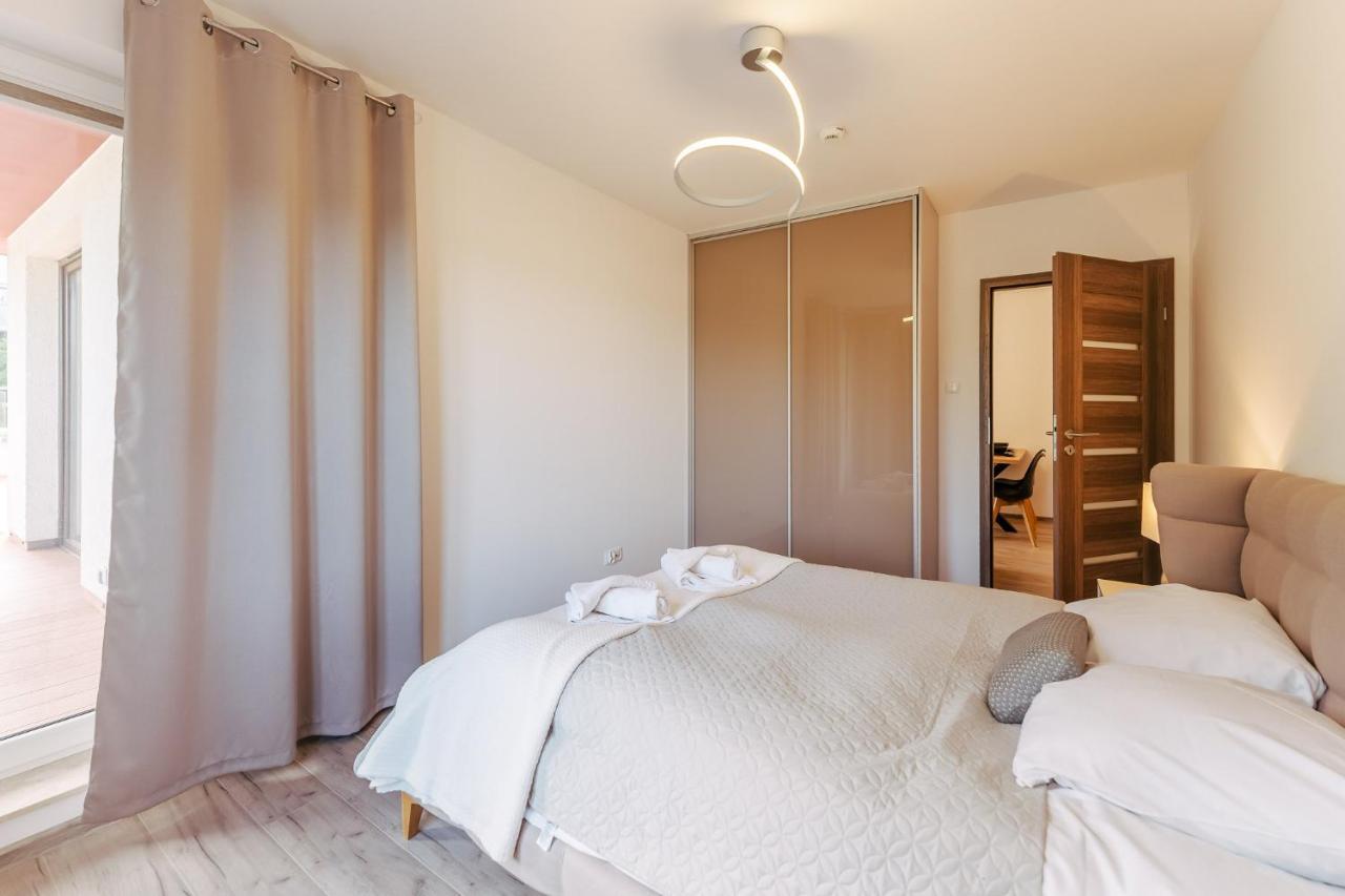 Luksusowy Apartament Polanki Park Z Krytym Basenem 코워브제크 외부 사진