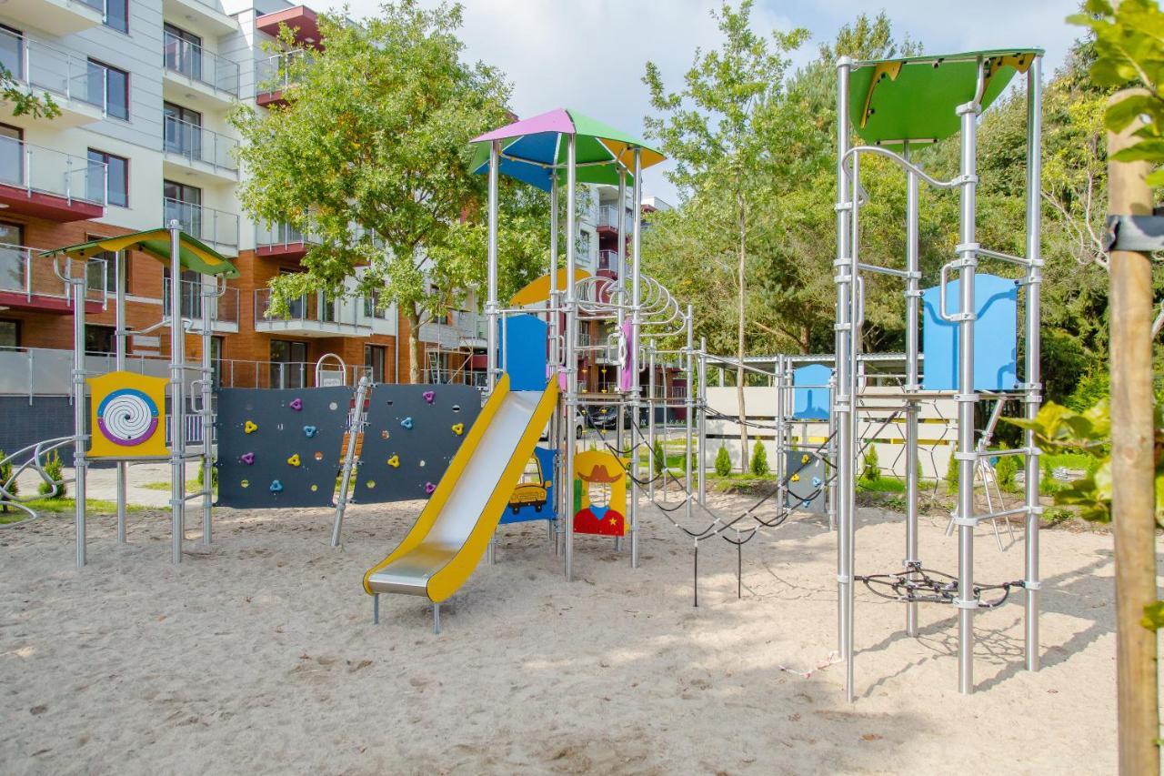 Luksusowy Apartament Polanki Park Z Krytym Basenem 코워브제크 외부 사진